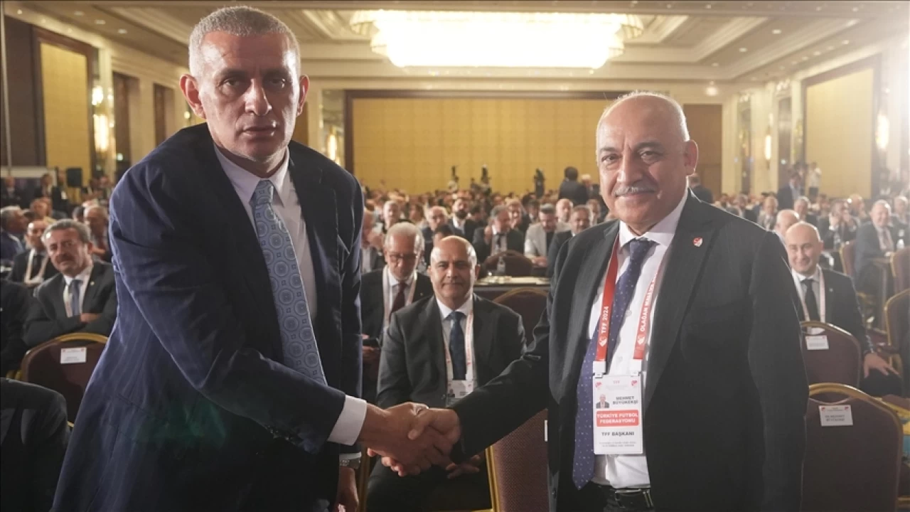 T�rk futbolu yeni ba�kan�n� se�iyor