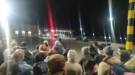 Ukrayna'nın Odessa kentinden yola çıkan Türk konvoyu Romanya sınırına ulaştı