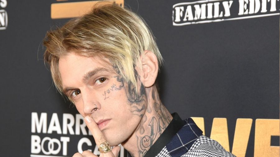 Ünlü şarkıcı Aaron Carter küvette ölü bulundu