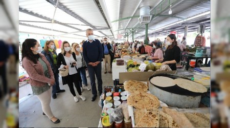 Üretici kadınlar 'sokak ekonomisi' modeli oldu