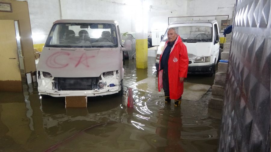 Uşak'ta şiddetli yağış