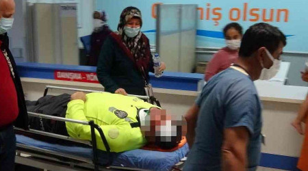 Uygulama noktasından kaçan otomobil polis memuruna çarptı