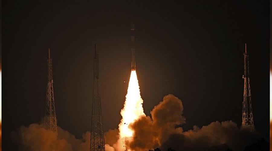 Uzaya en hafif uydu g�nderildi