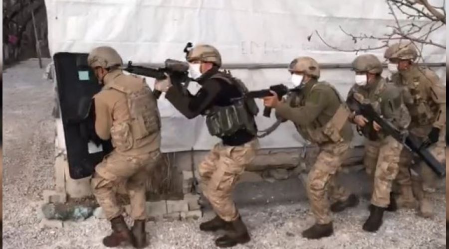 Van'da terör operasyonu: 5 gözaltı