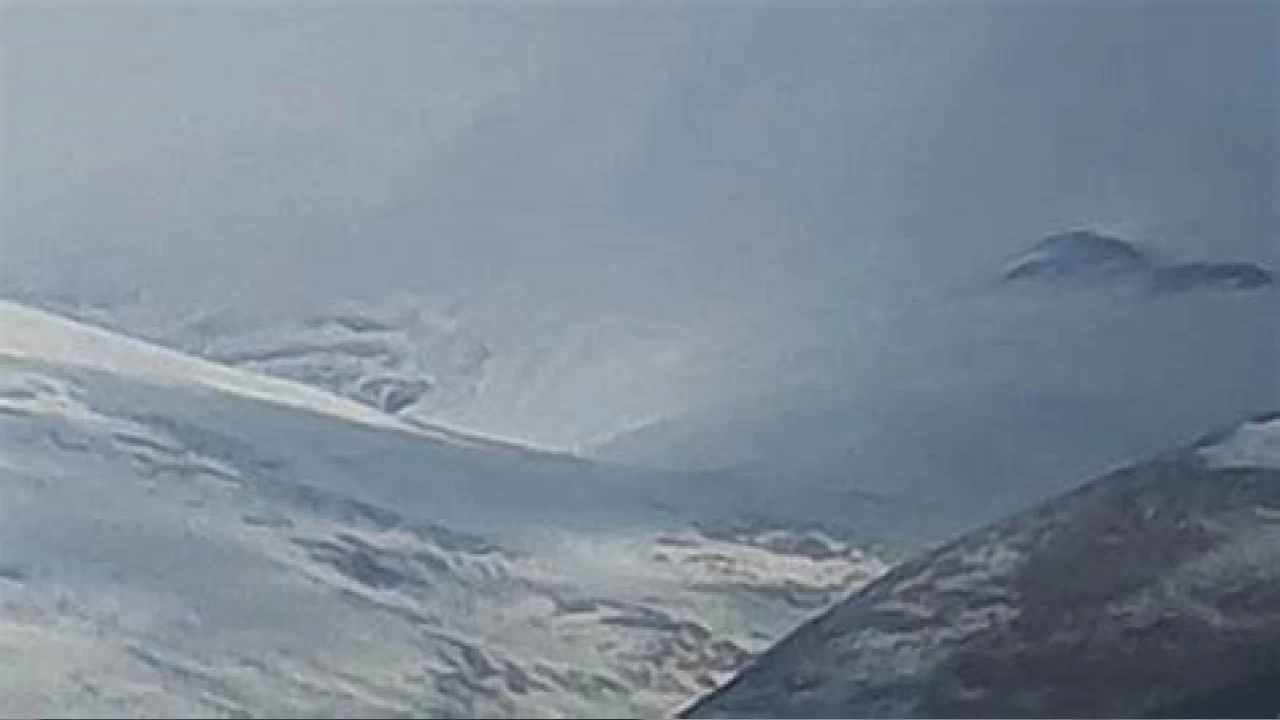Van'ın yüksek kesimlerine kar yağdı