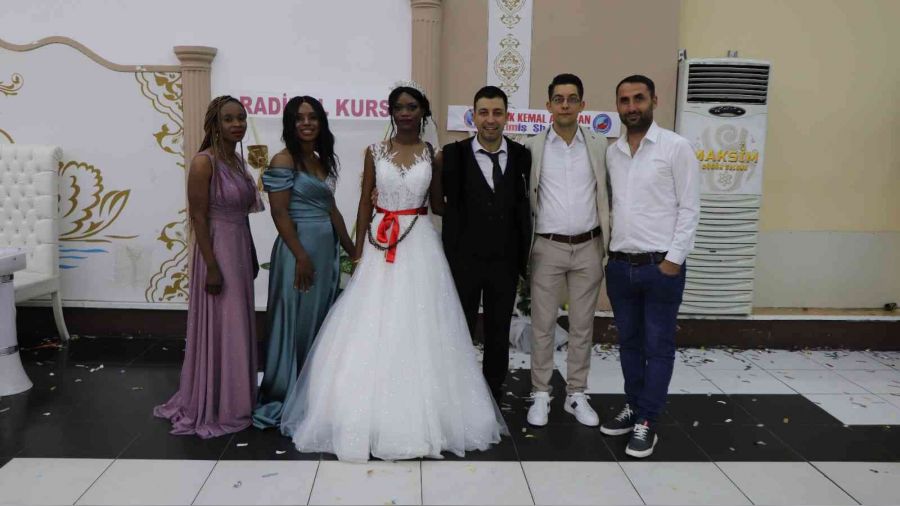 Vasiyetin ardından Afrika'dan üç gelin geldi