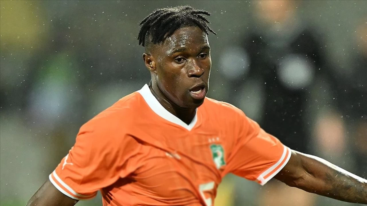 Wilfried Singo, Galatasaray'da ilk antrenman�na ��kt�