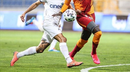 Yabancılar daha çok forma giydi