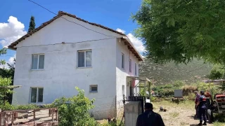 Yalnız yaşayan kadın evinde ölü bulundu