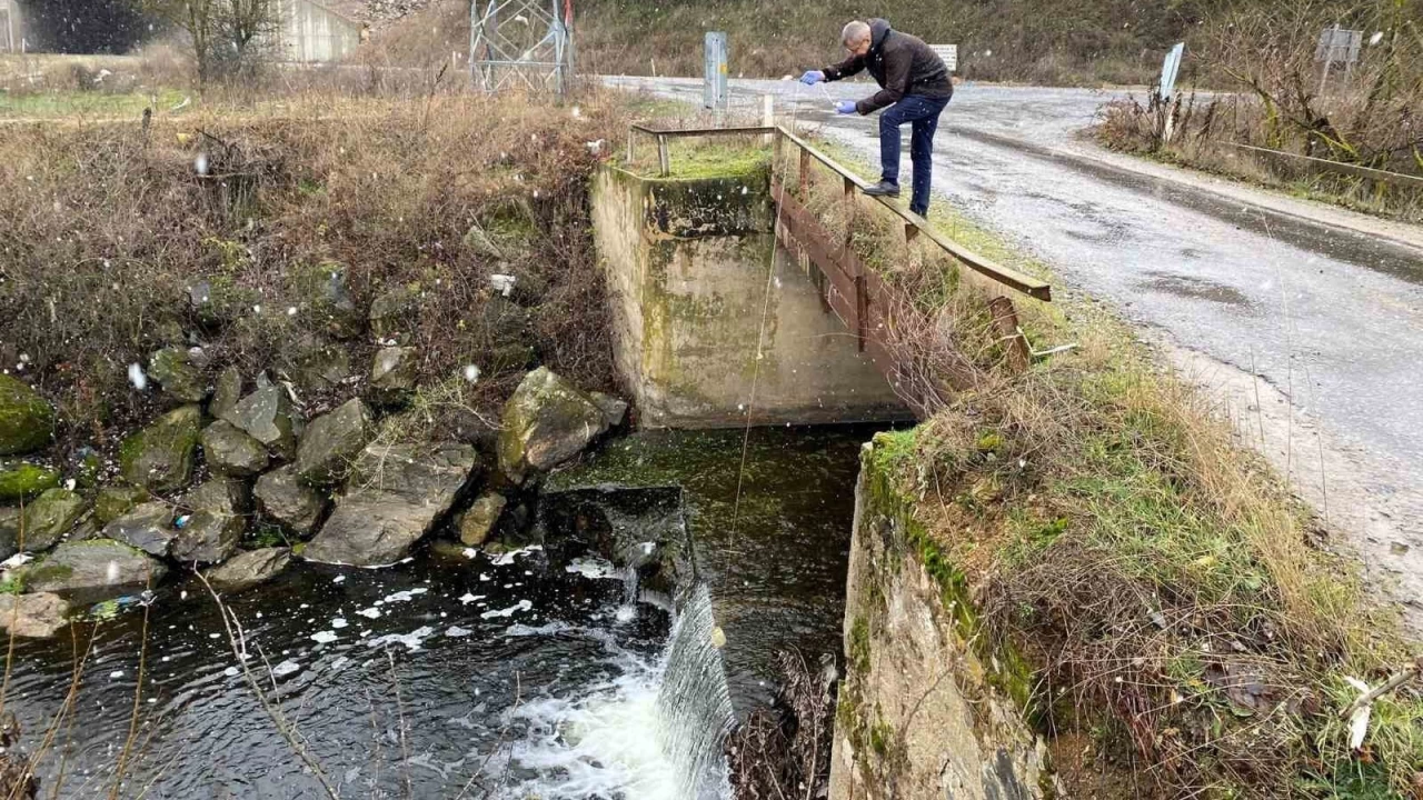 Yer alt� ve yer �st� sular�nda nitrat kirlili�i analizleri