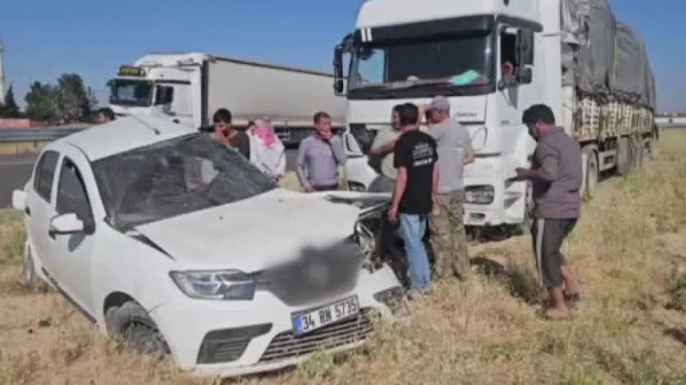 YKS yolunda feci kaza: 1'i a��r 2 ��renci yaraland�