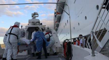 Yolcu gemisinde 2 talyan yolcu rahatszland
