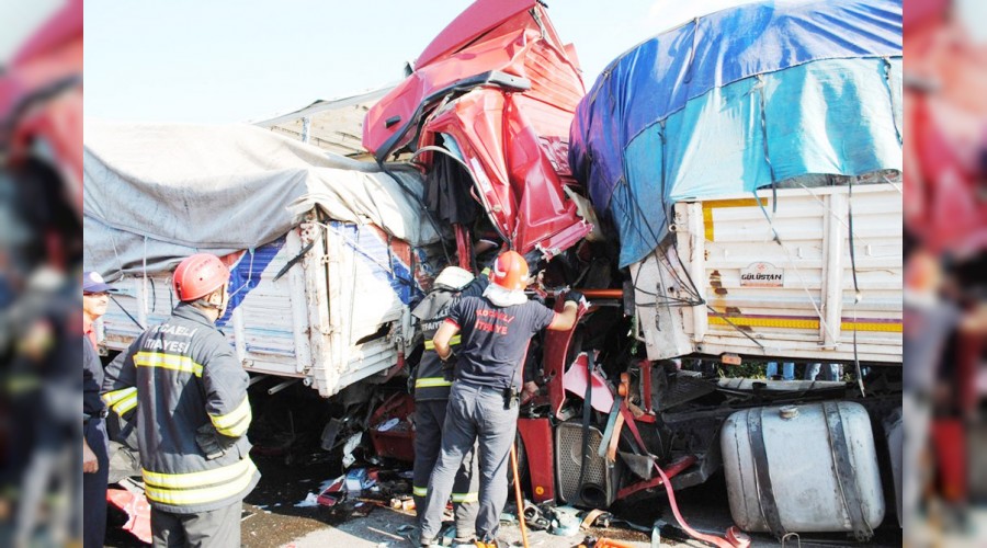 Yollar 9 ayda kan g�l�ne d�nd�