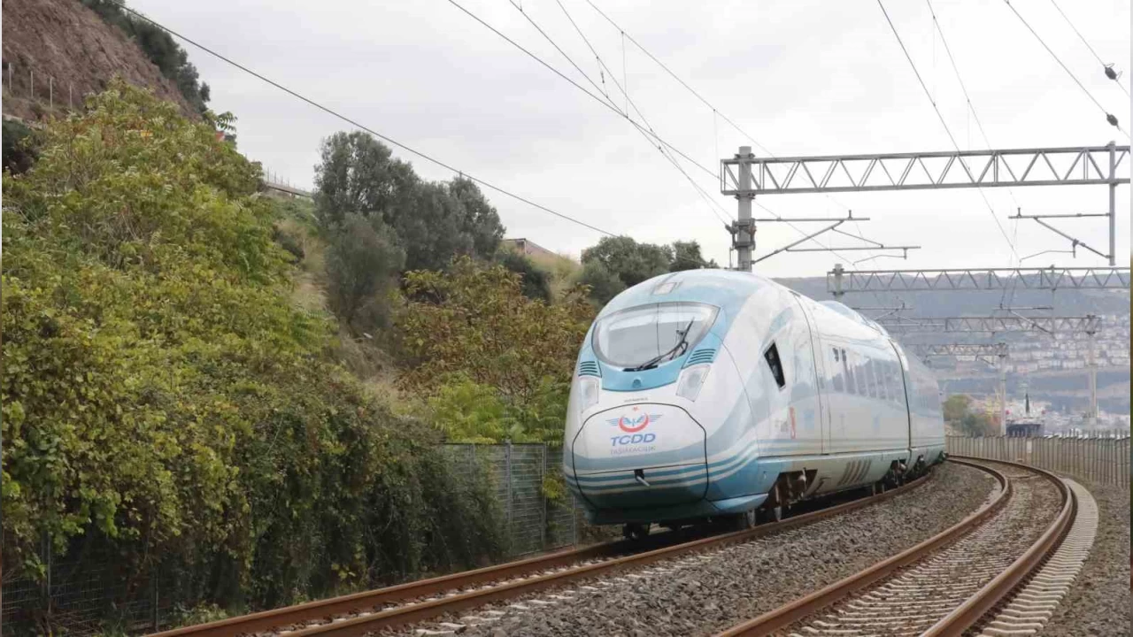 Y�ksek H�zl� Trenin �arpt��� vatanda� hayat�n� kaybetti