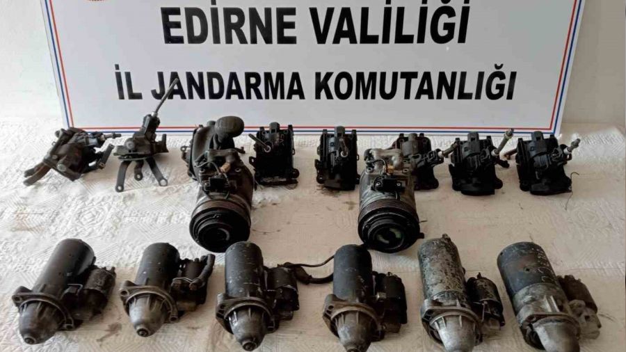 100 Bin liral�k ara� �arj dinamosu ele ge�irildi