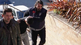 15 g�n arayla bir ki�iyi b��aklad�, bir ki�iyi de �ld�rd�