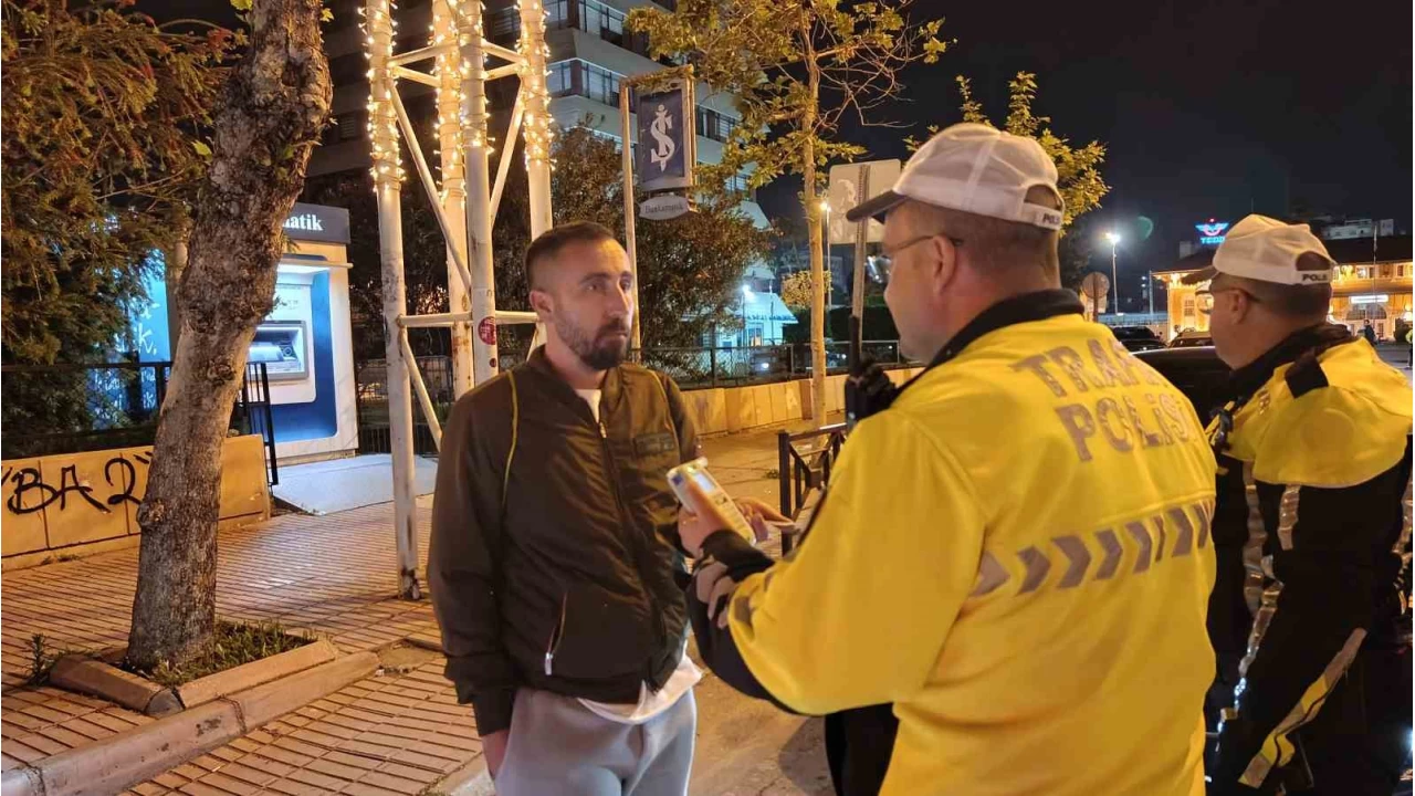 1.93 promil alkollü sürücü: 'Devlet memuruyum...'