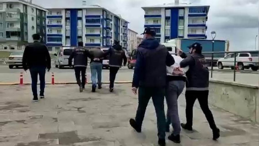 23 kilo altn alan hrszlar yakay ele verdi 