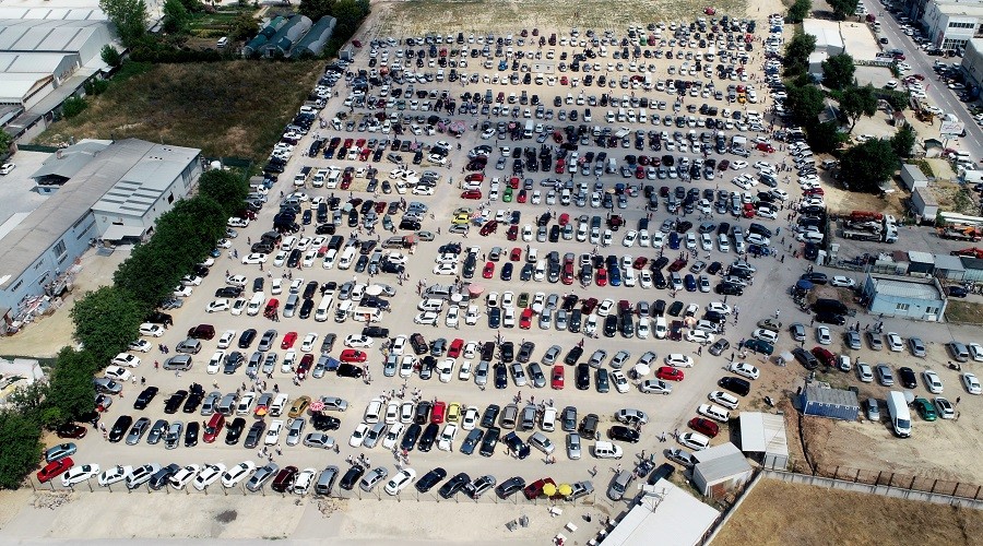 2.el otomobil fiyatlar�n� u�uran fakt�r