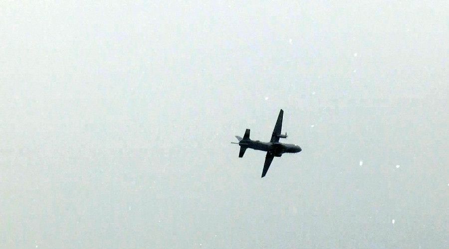 3 kayıp mürettebat için uçak ve helikopter havalandı