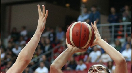 40. sezon derbi ile başlıyor