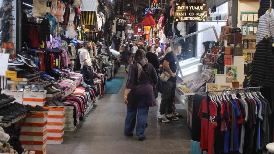 8 as�rd�r ticaretin kalbi burada at�yor