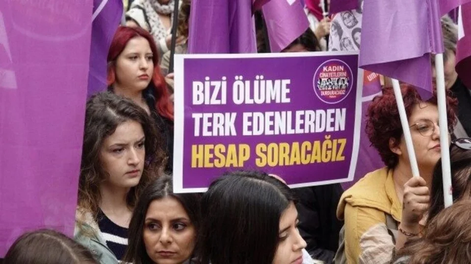 8 ayda en az 259 kadın katledildi