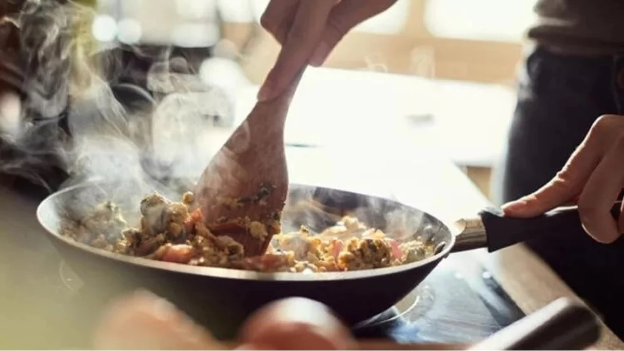 Aceleyle Yenen Her Lokma Bir Sa�l�k Krizi