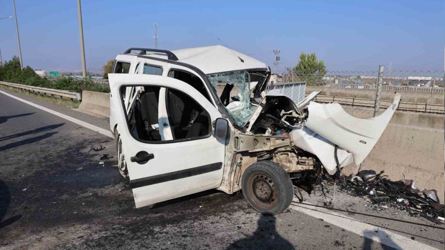 Adana'da otoyolda ters y�n facias�:3 �l�