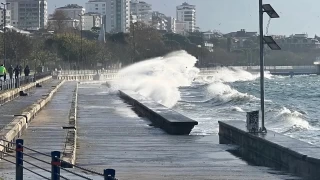 AKOM'dan İstanbul için fırtına uyarısı