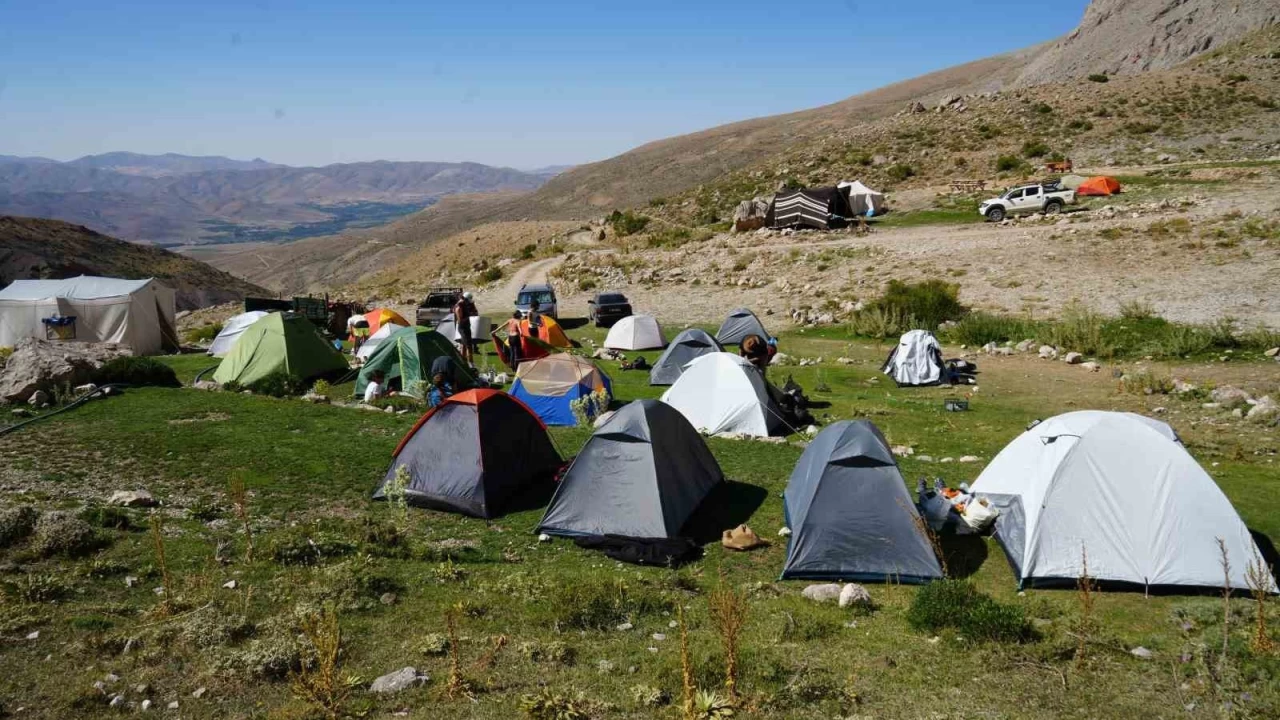 Alada�lar'�n �erpalar�: Kat�rlarla zirve yolculu�u