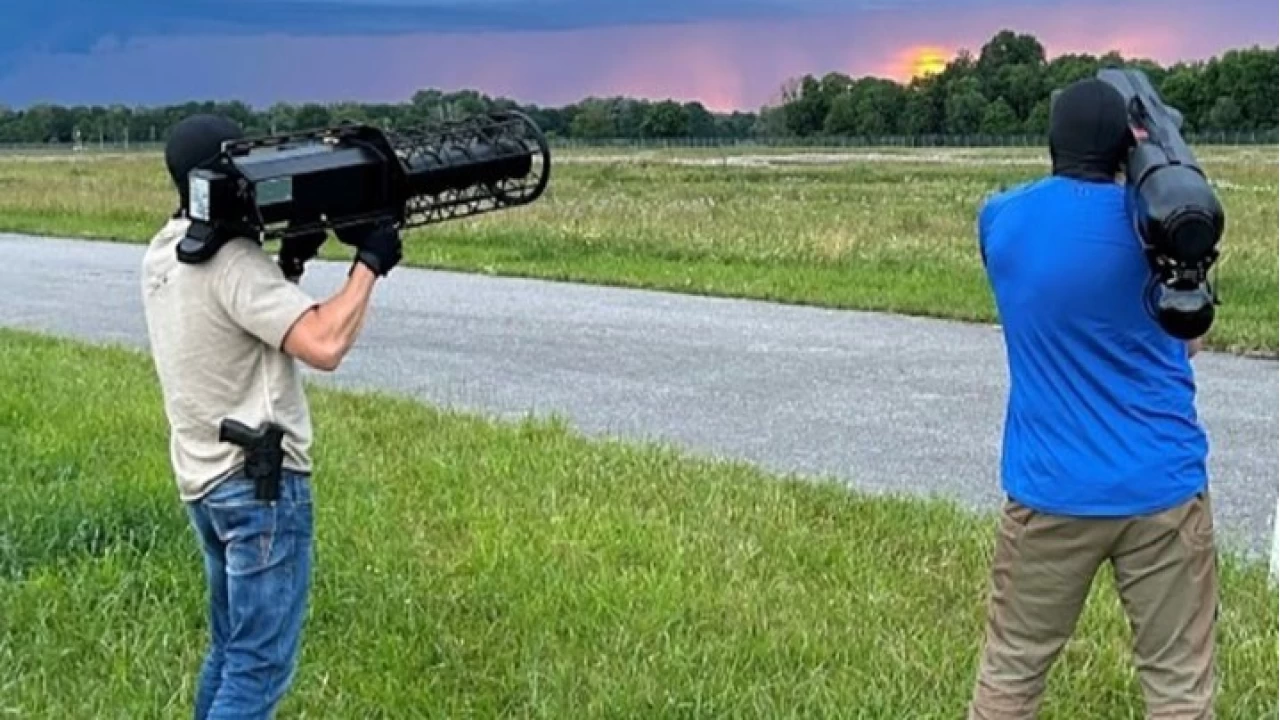 Almanya'da havalimanları için 100 milyon euroluk dron savunması