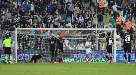 Altay Beşiktaş'a ilk yenilgisini tattırdı