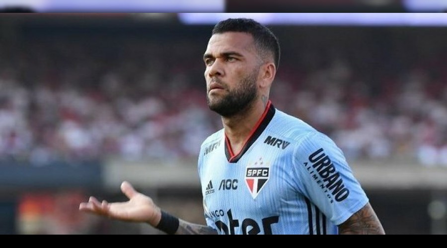 Alves, Paris'teki ırkçıları ifşa etti