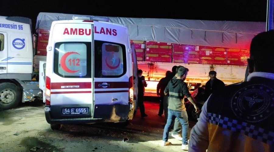 Ambulans ile t�rla �arp��t�