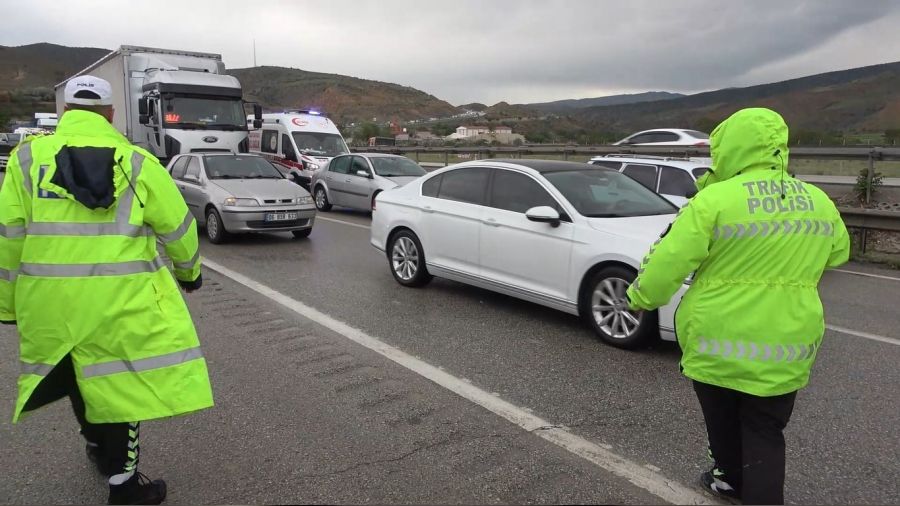 Ankara-Kırıkkale yolu yeniden trafiğe açıldı