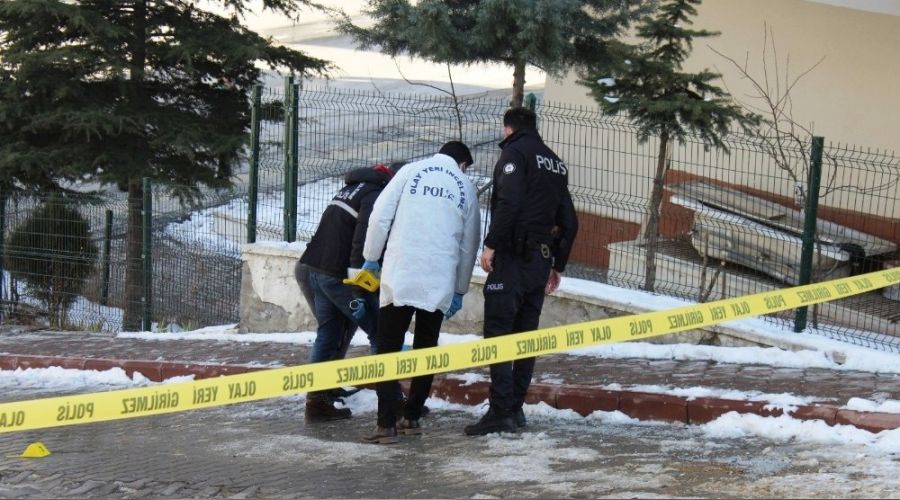 Ankara'da kad�n cinayeti