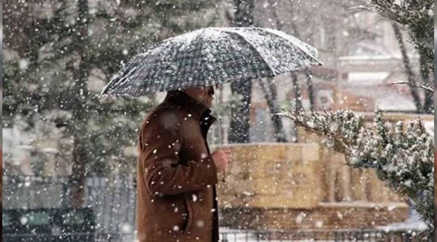 Ankara'da kar yağışı etkili oldu