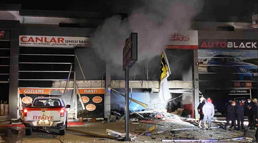 Ankara'da oto lastikçi dükkanýnda patlama