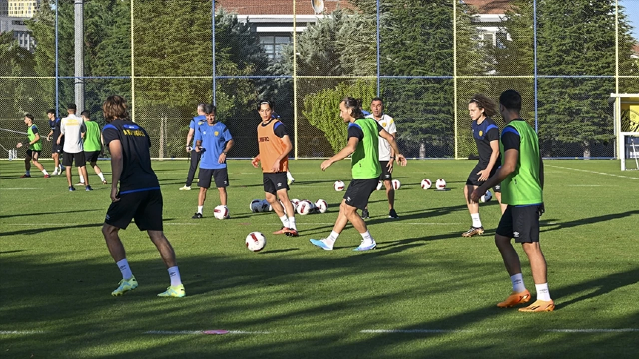 Ankarag�c� kupan�n s�rpriz tak�m�n� a��rlayacak