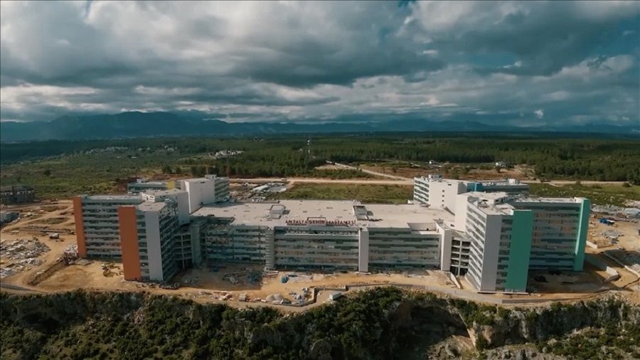 Antalya �ehir Hastanesi 6 ay sonra a��lacak