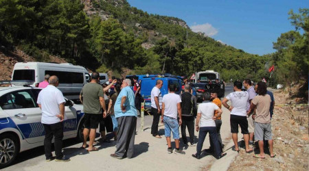 Antalya'da seyyar dövizci cinayeti