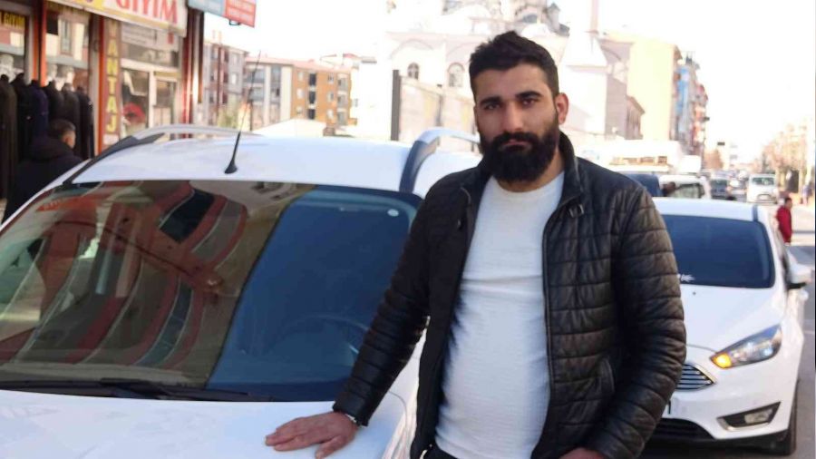 Arac�n� internetten sat��a ��karan vatanda��n ba��na gelmeyen kalmad�