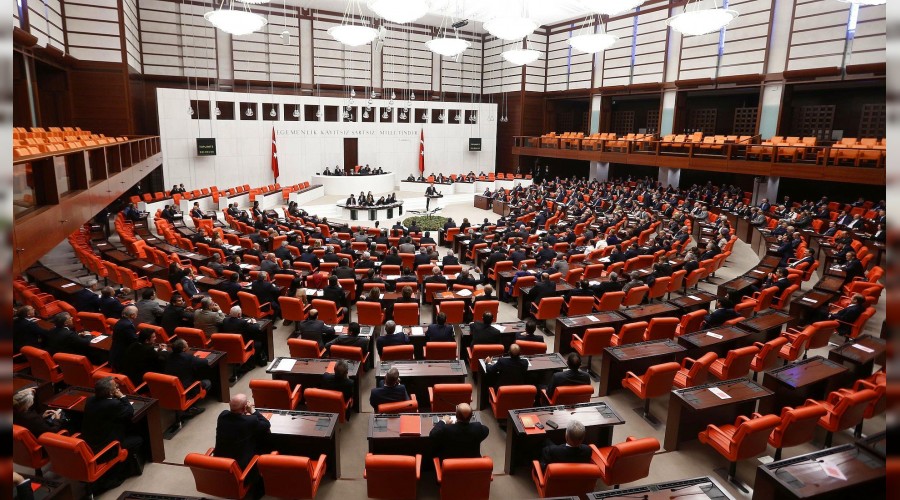 Artık takıldıkları sadece yaş değil