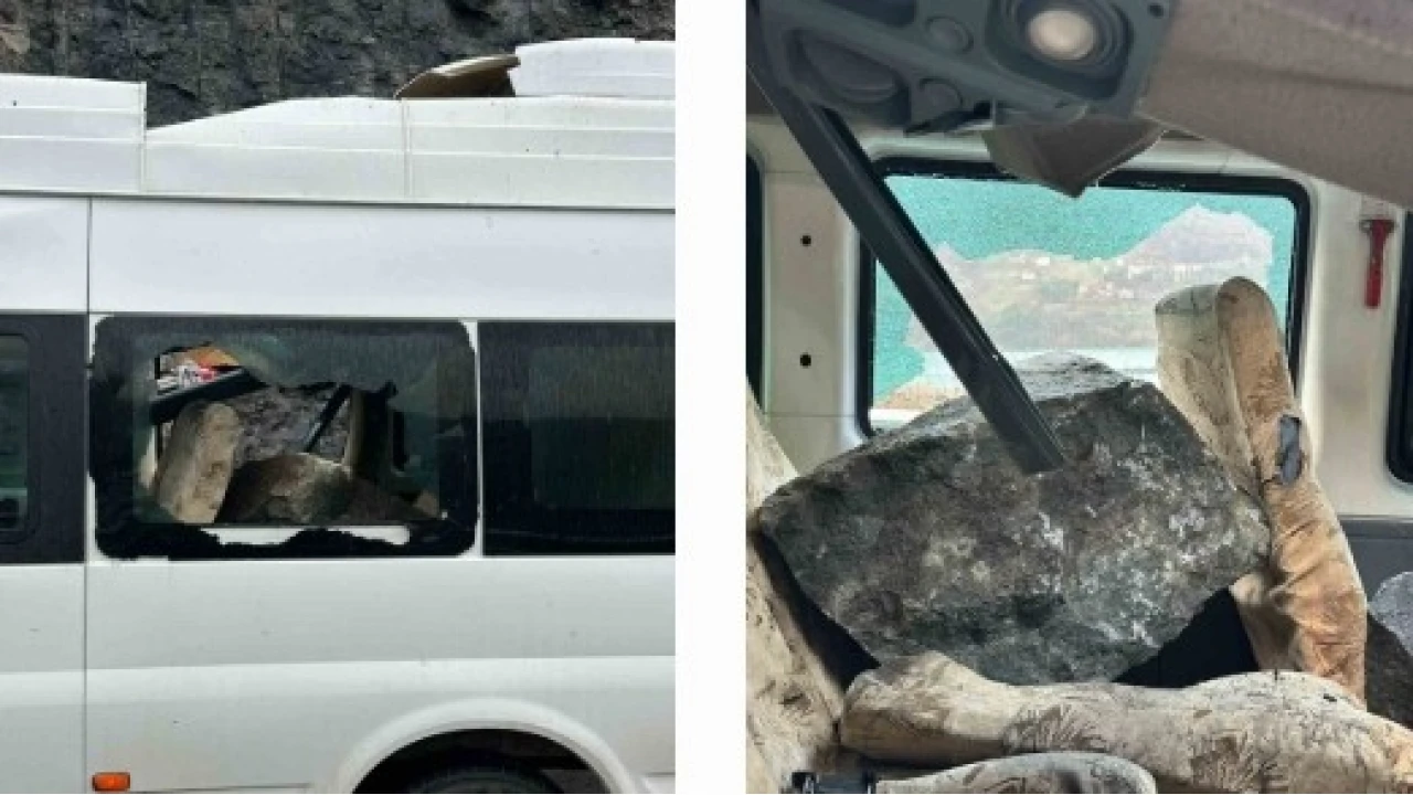 Artvin'de minibsn zerine dev kayalar dt