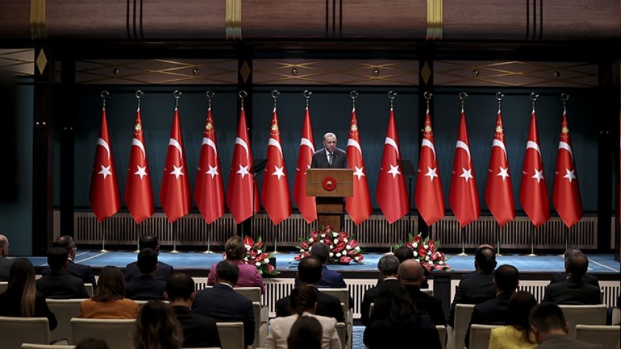 'Askeri yığınaklar Yunan halkını rahatsız etmeli'