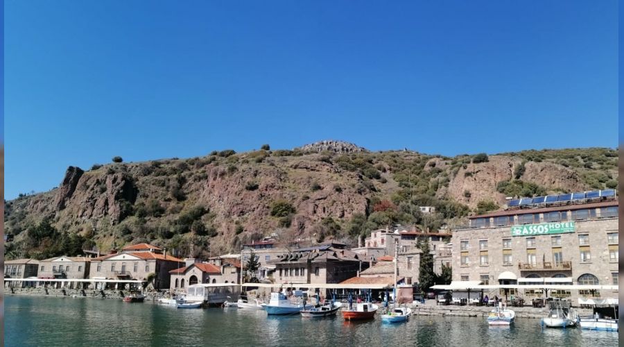 Assos Antik Liman'daki i�letmeler 500 g�n kapat�ld�