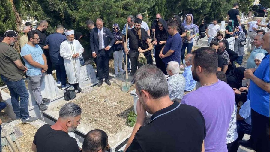 Avukat Servet Bak�rta�'�n cenazesi topra�a verildi