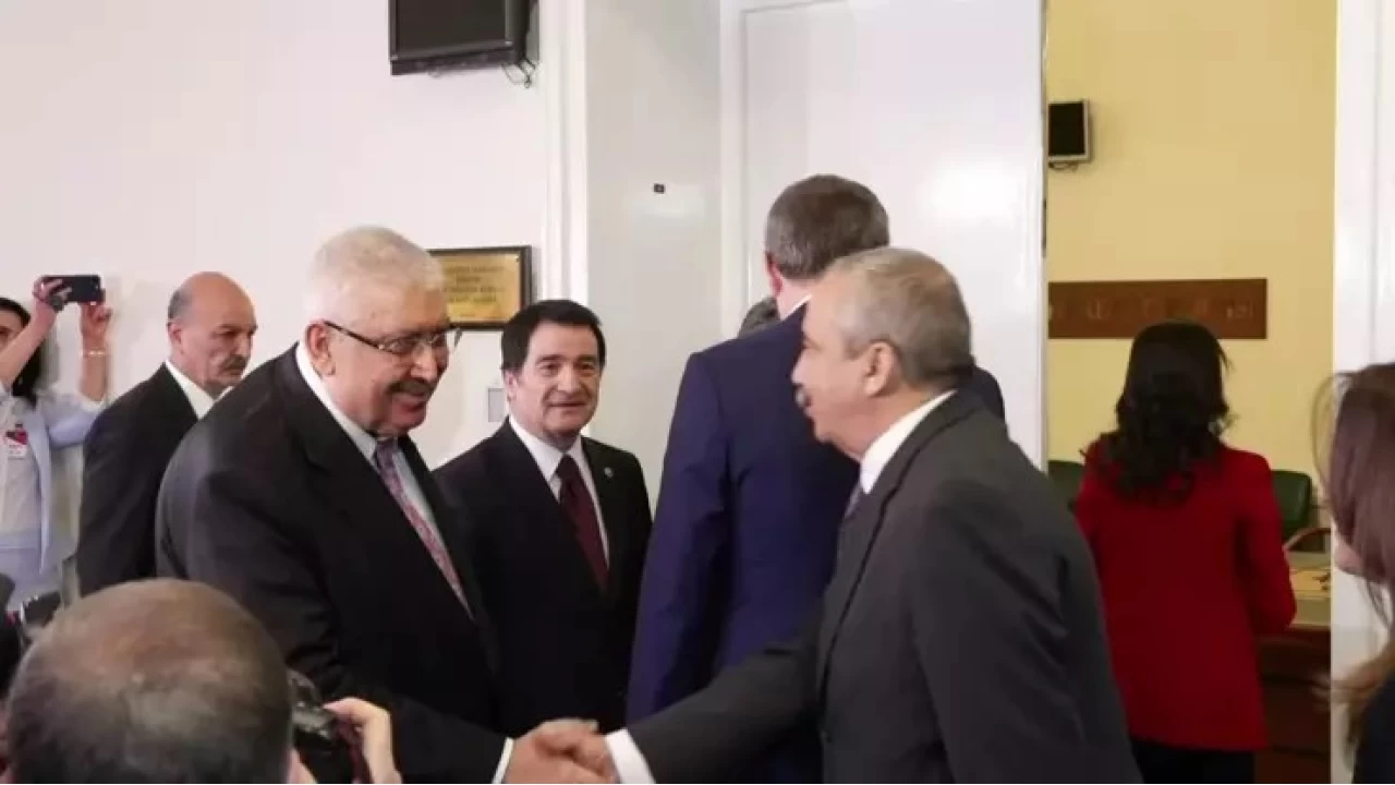 Aynı davanın hizmetkarlarıymışlar!