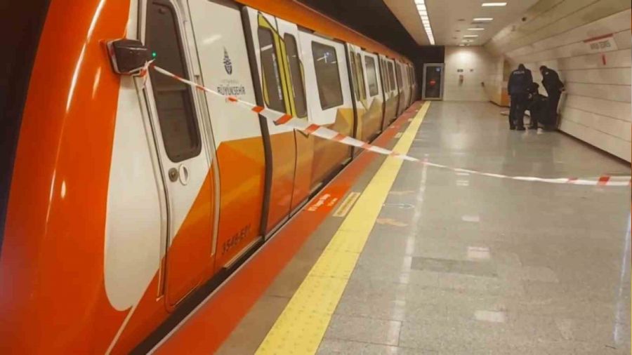 Ayrılık Çeşmesi Metro İstasyonu'nda intihar